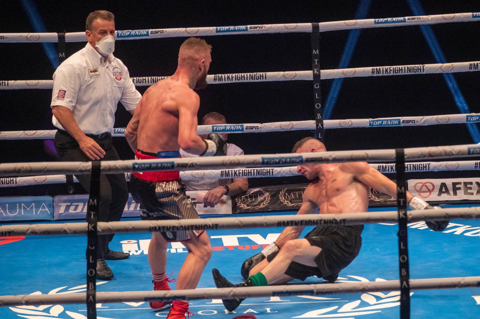 Lewis Crocker Stops Louis Greene In 7 Rounds In Yorkshire The Ring