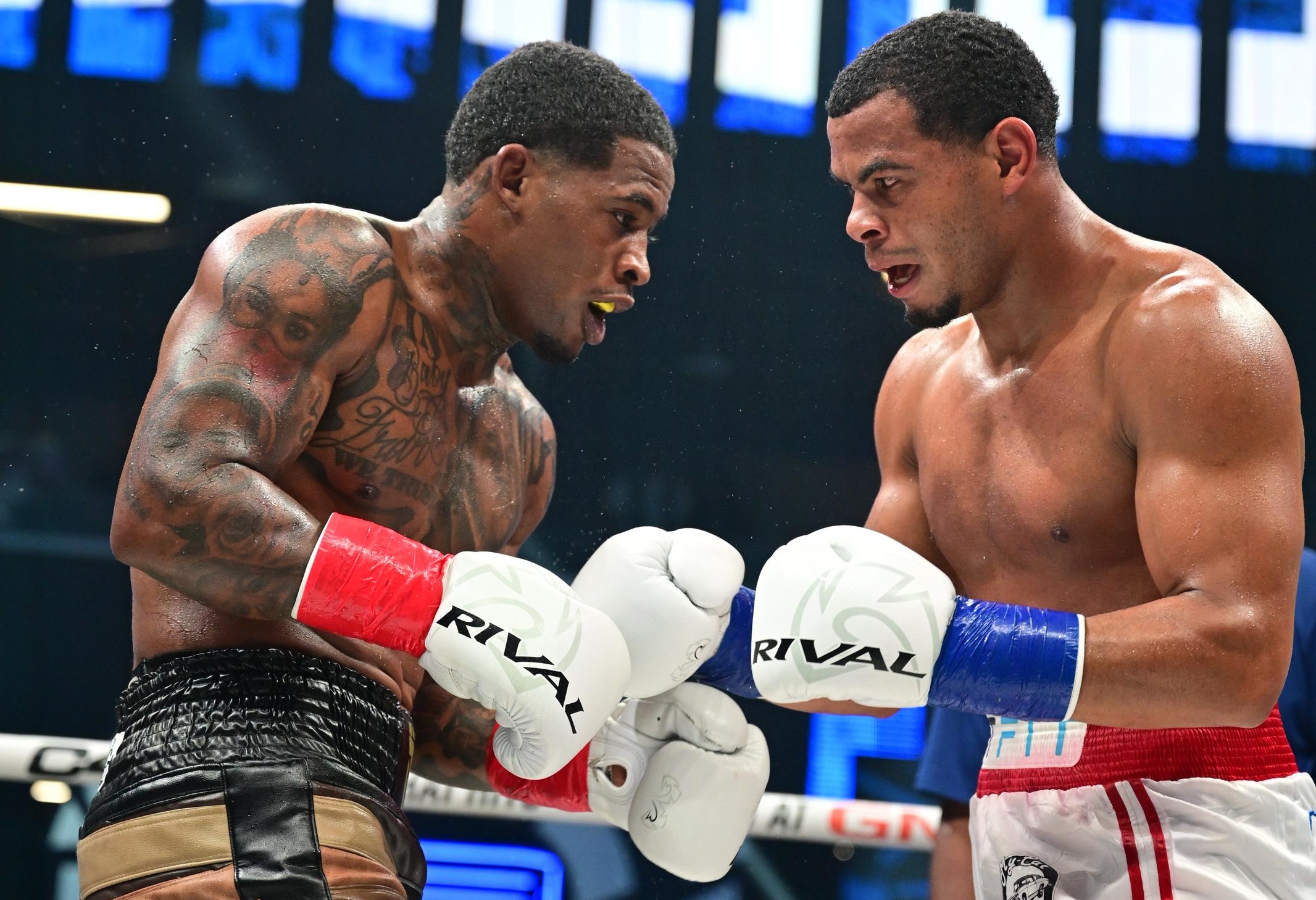 Raiko Santana pulls out upset win in overtime round, sends Lorenzo Simpson to second loss
