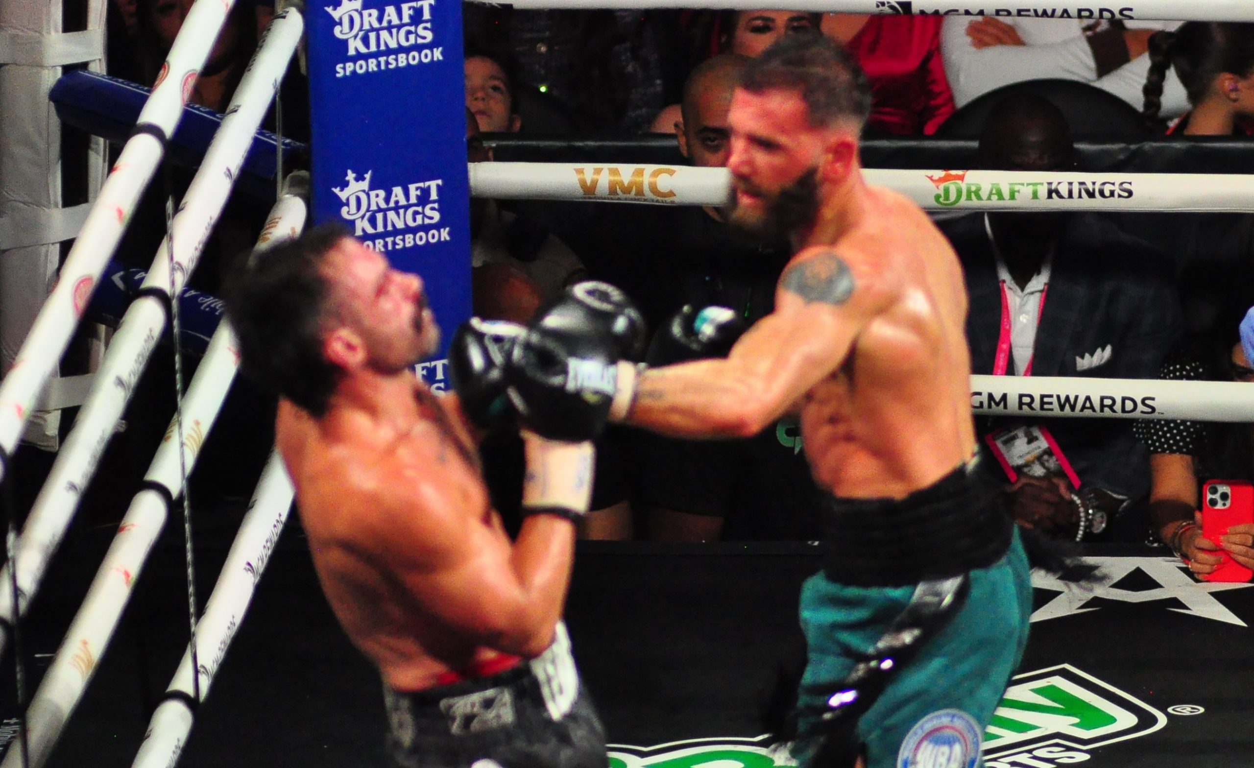 Caleb Plant survives knockdown and stops Trevor McCumby in the ninth round in the Canelo-Berlanga pre-fight