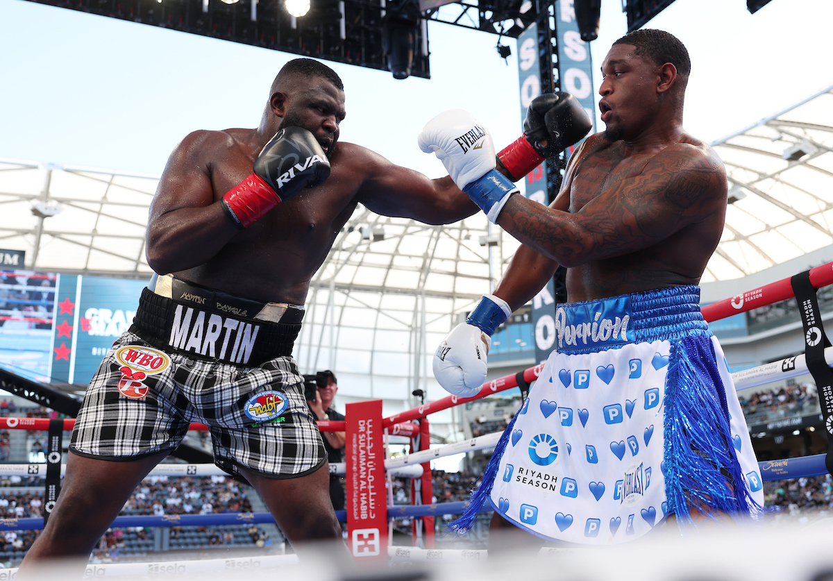 Martin Bakole stuns Jared Anderson with fifth-round stoppage